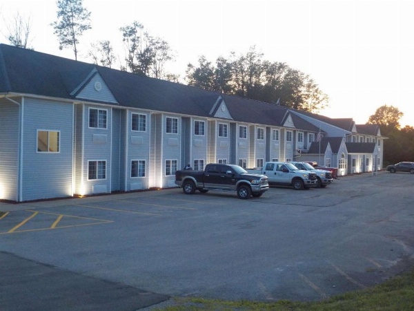 MJ INN and SUITES image 10