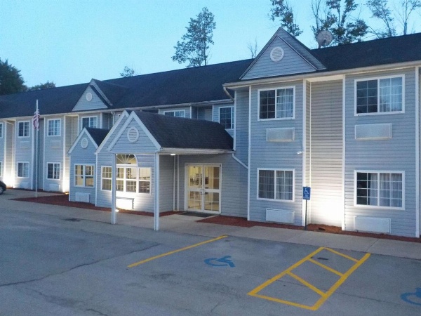 MJ INN and SUITES image 2