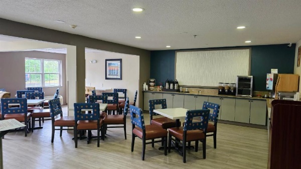 MJ INN and SUITES image 23